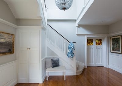 interior-design-casey-and-fox-hallway-carpentry-panelling